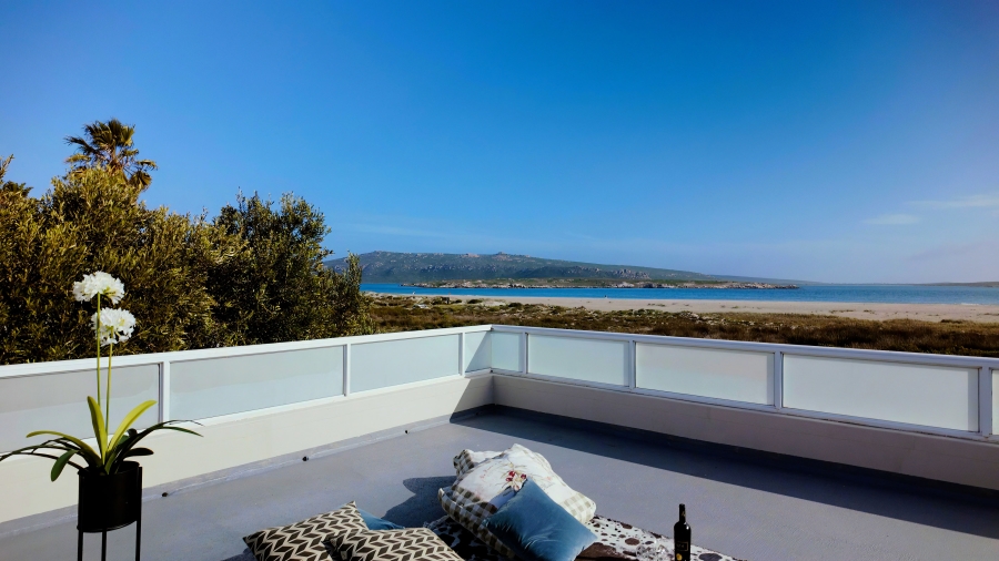 4 Bedroom Property for Sale in Middedorp Western Cape